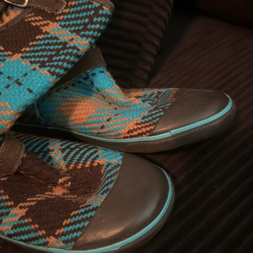 Turquoise brown plaid rain boots by sugar size 10